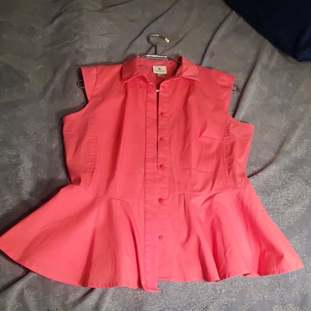 Bright pink Worthington petite small blouse